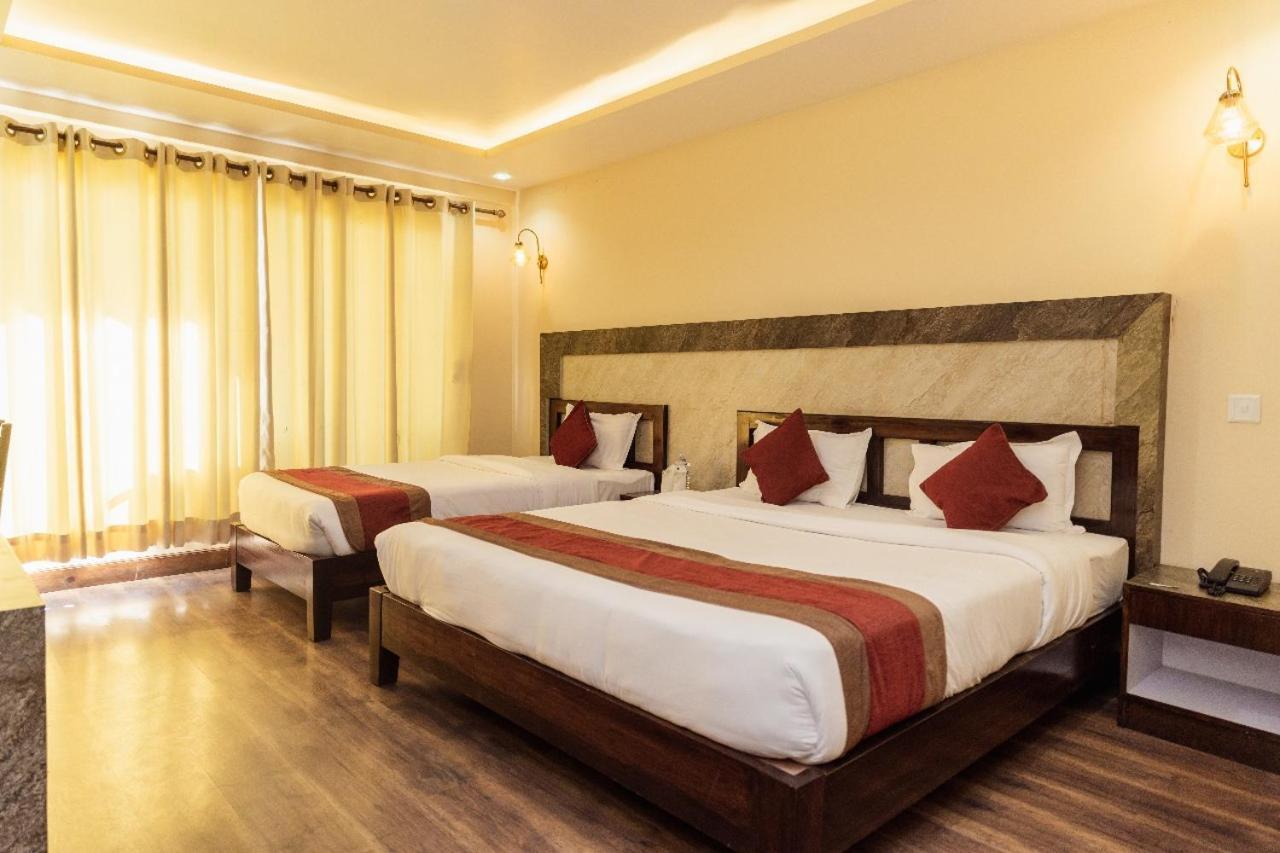 Hotel Chautari Pvt Ltd Nagarkot Extérieur photo